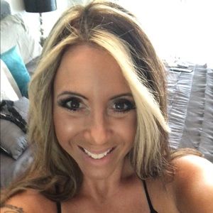 Meet your Posher, Luci